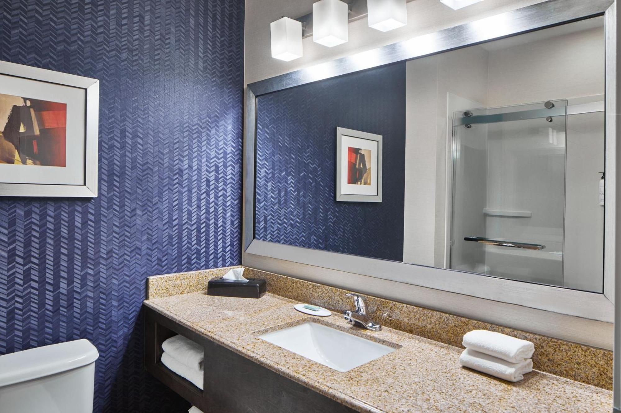 Fairfield & By Marriott 3*