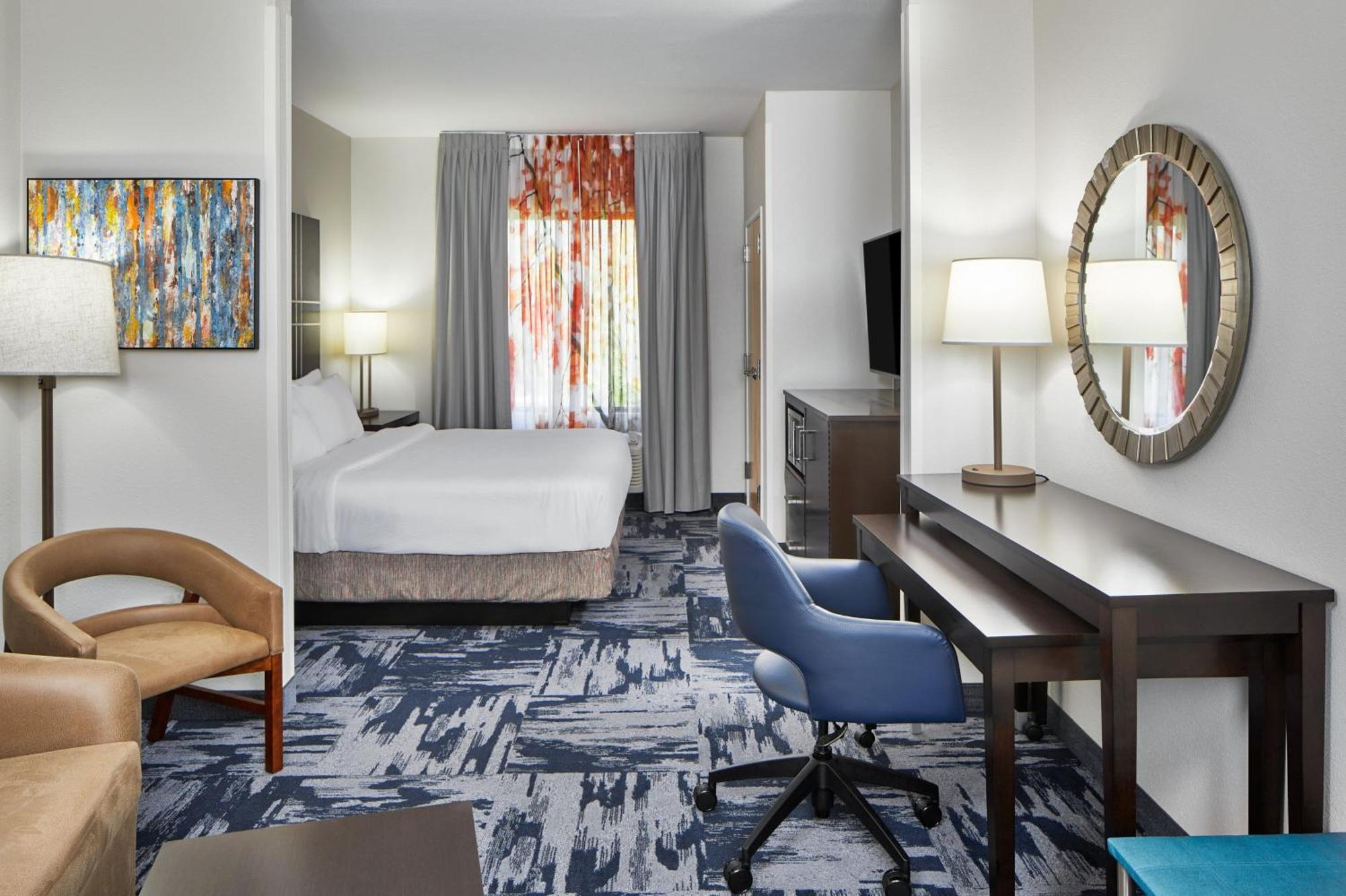 Fairfield & By Marriott