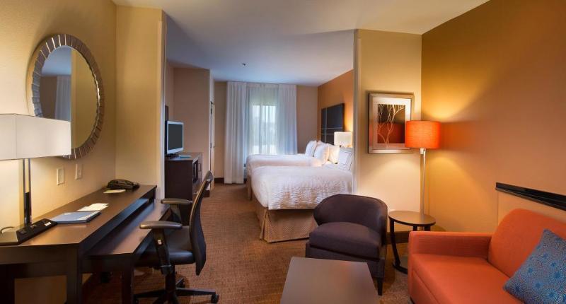 Hotel Fairfield & By Marriott